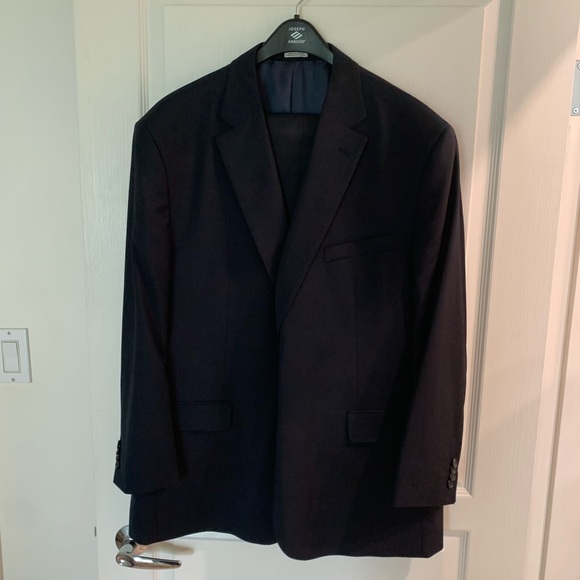 EUC Men’s Suit - Picture 4 of 6